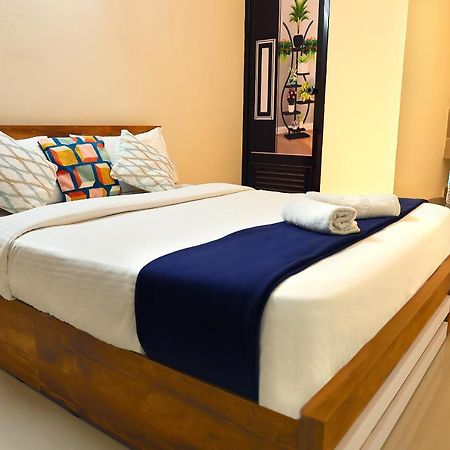 Loyal Residency Bed and Breakfast Sultans Battery Exteriör bild