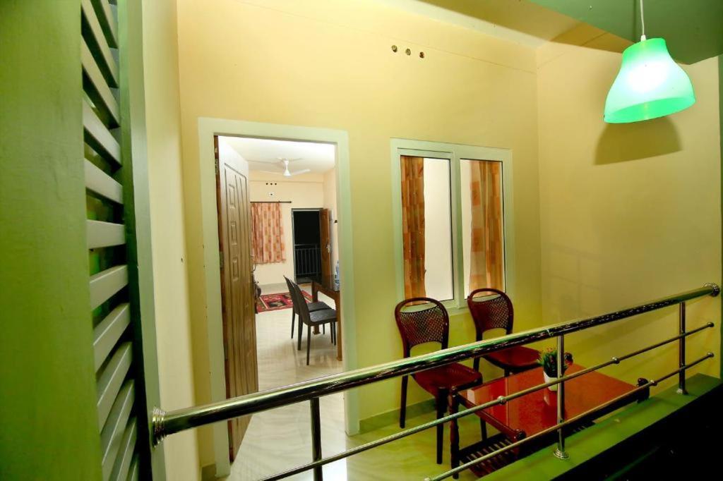 Loyal Residency Bed and Breakfast Sultans Battery Exteriör bild